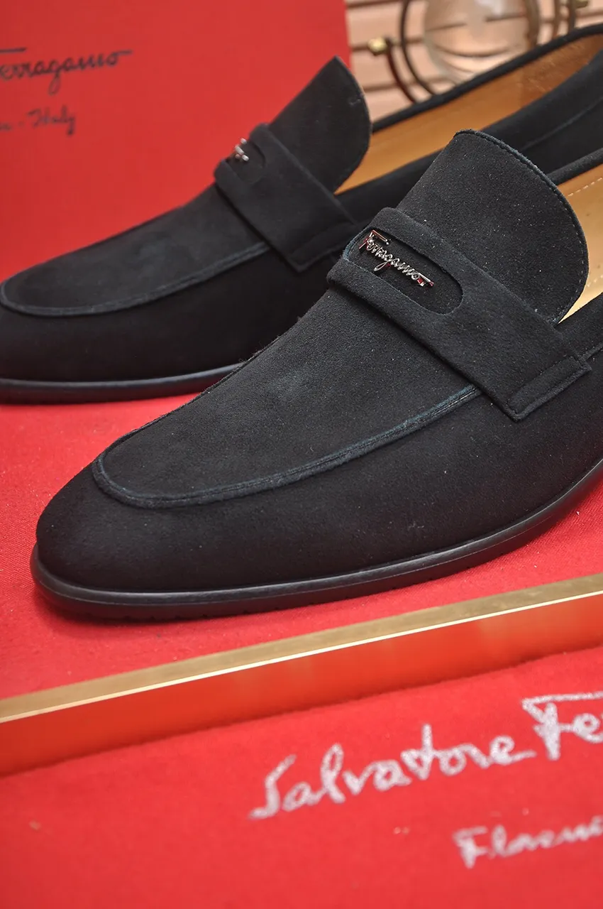 Men's shoes 💰520💶【Ferragamo/Ferragamo】The latest model in the counter. Original imported high-quality cowhide with open sides + imported 🐂 water-dyed cowhide lining + original luxury metal buckle + original combination outsole. No pressure for comparison. 38--45 (45 is custom-made and cannot be returned or exchanged)